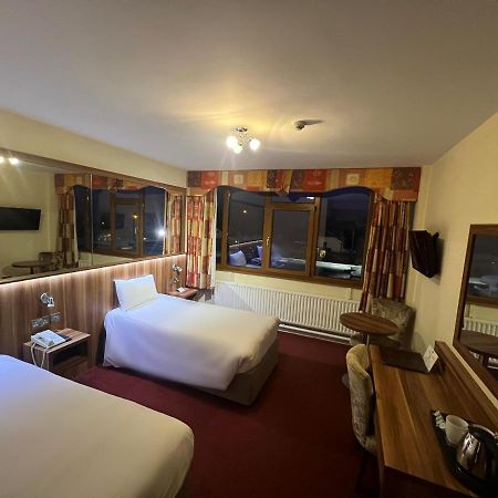 West County Hotel Dublin Dış mekan fotoğraf